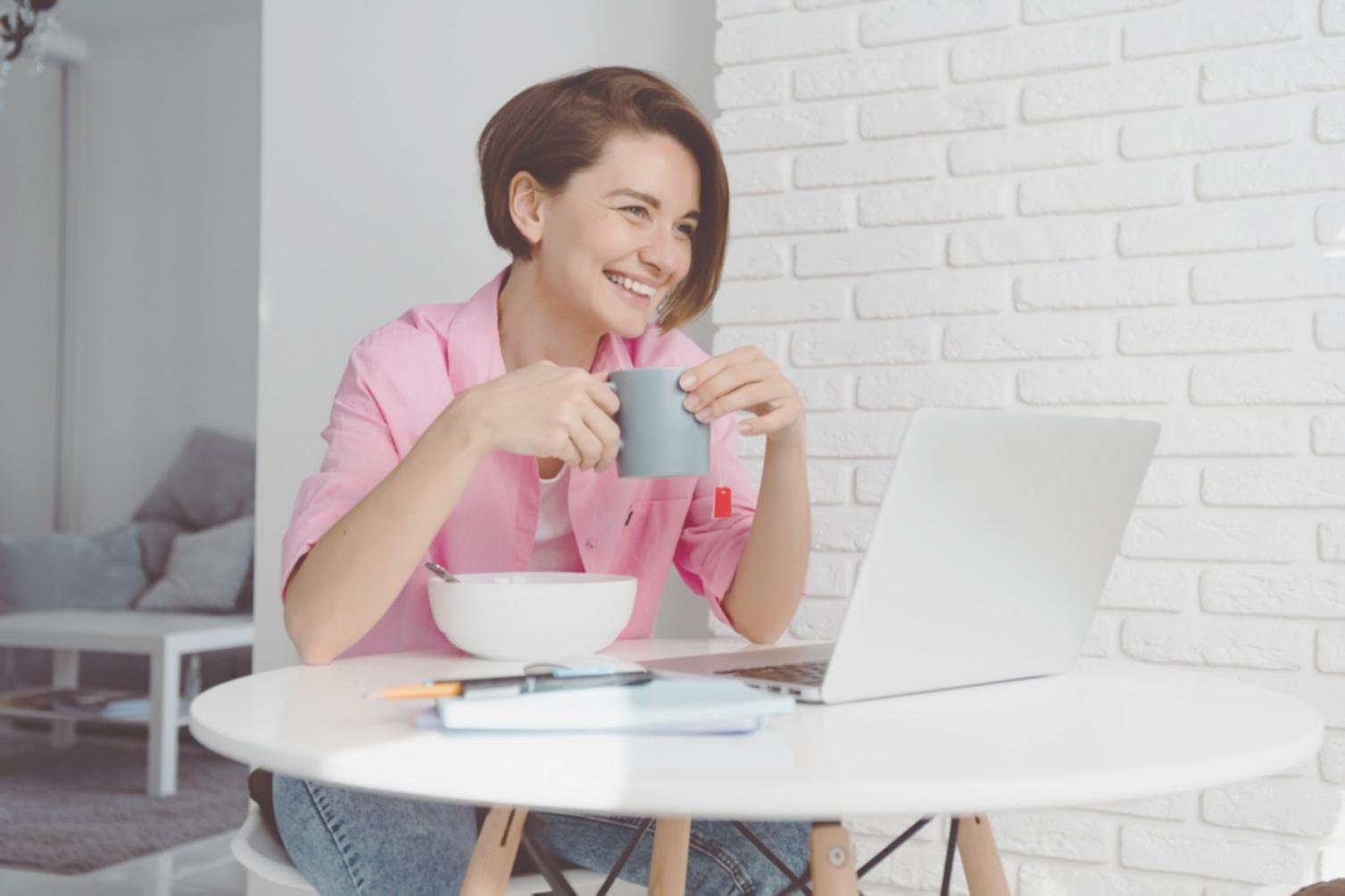 Sesi mentoring analisis teknikal saham dengan menggunakan chart real-time